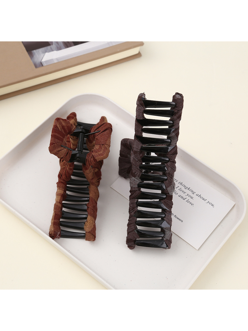 Beau - Delicate Geometric Hair Styling Claw Clip