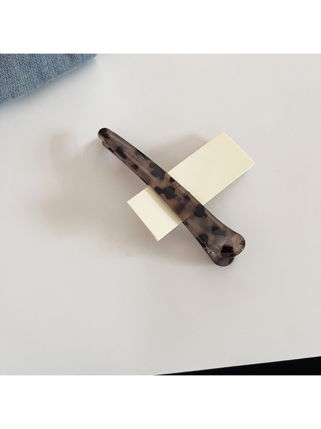 Beau - Leopard Print Duckbill Hair Clip