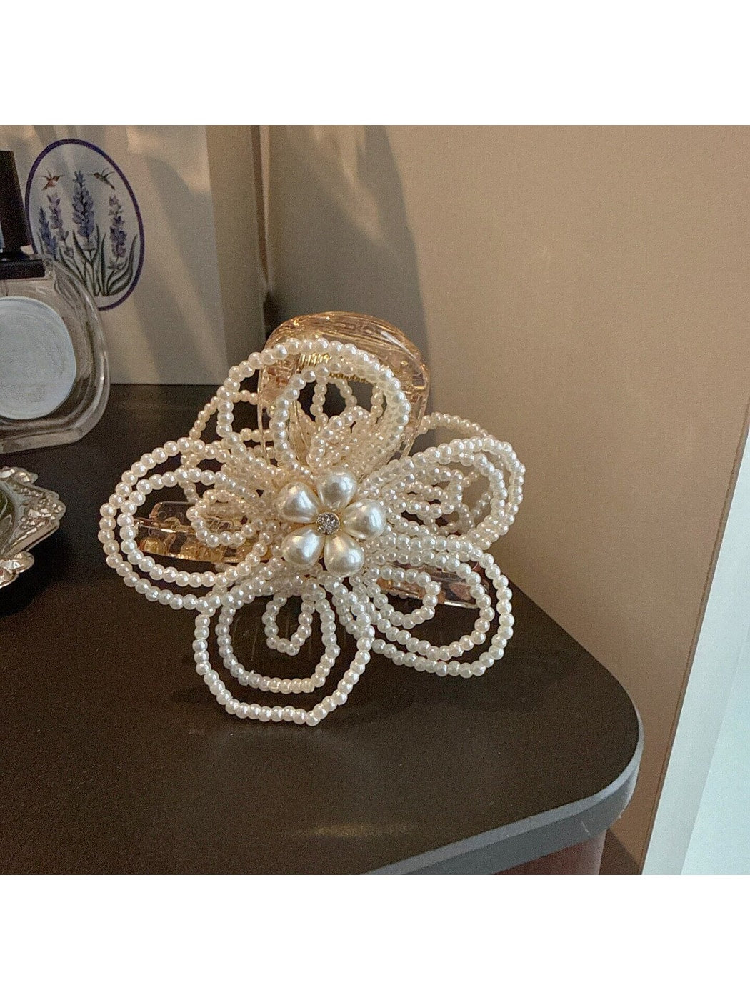 Beau - Flower Shape Beaded Decorative Claw Clip