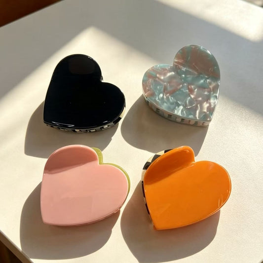 Beau - Glossy Heart Acetate Claw Clip