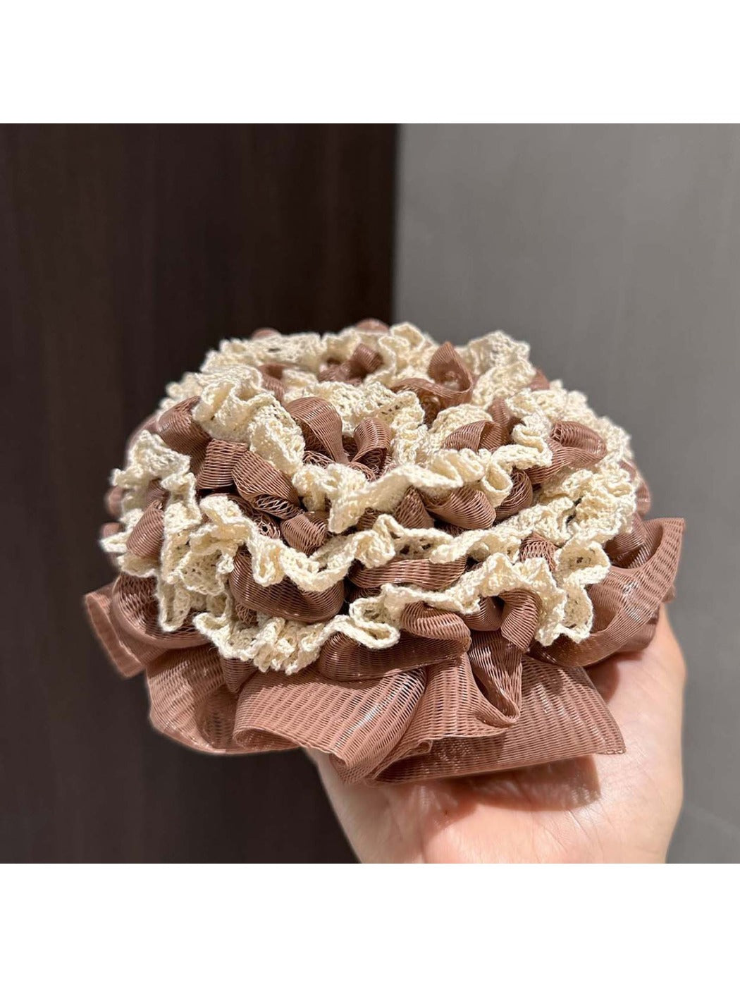 Papo - Luxury Lace Bath Pouf