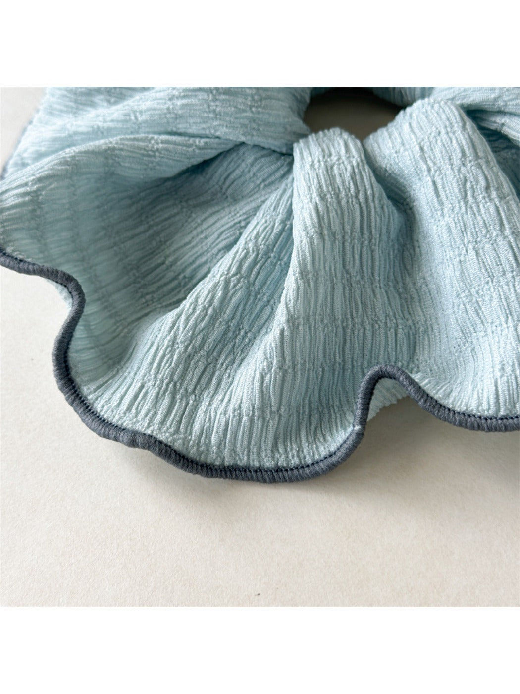 Gifty - Soft Elastic Elegant Serged Scrunchie