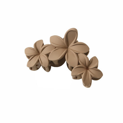 Beau - Petal Design Matte Back Hair Styling Claw Clip
