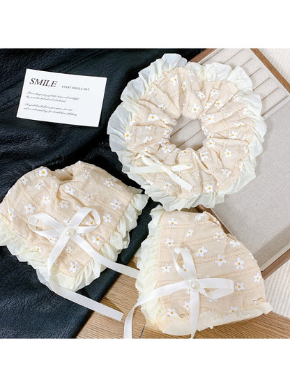 Gifty - Small Floral Hair Loop