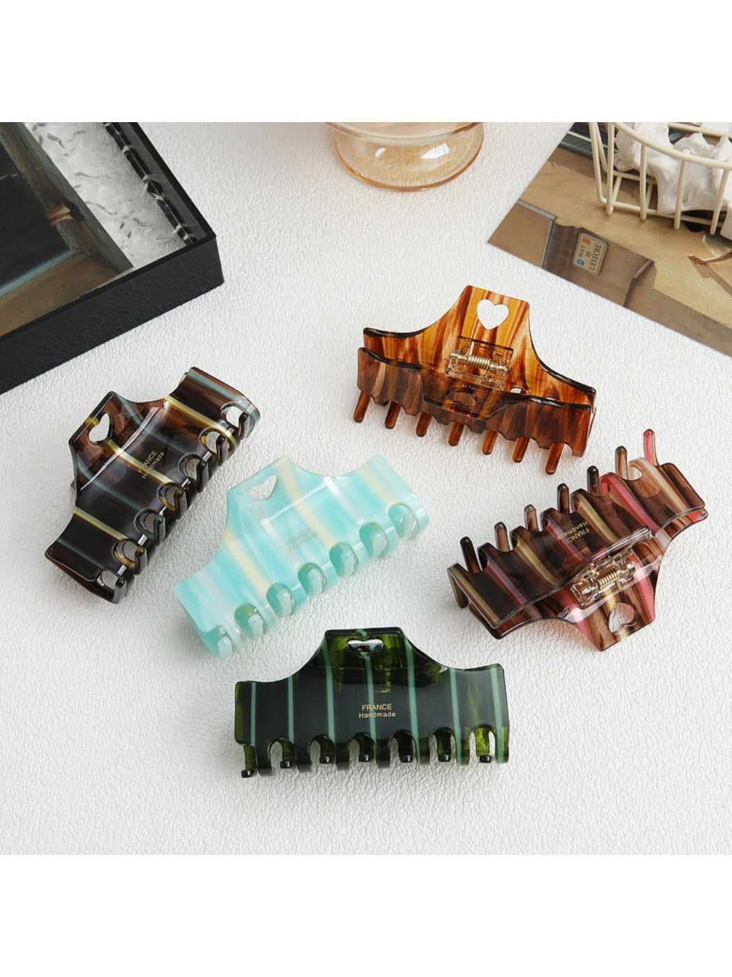 Beau - Chic Striped Claw Clip