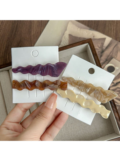 Beau - A Pair of Duckbill Hair Clips