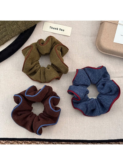 Gifty - Elegant Colored Edge Scrunchie