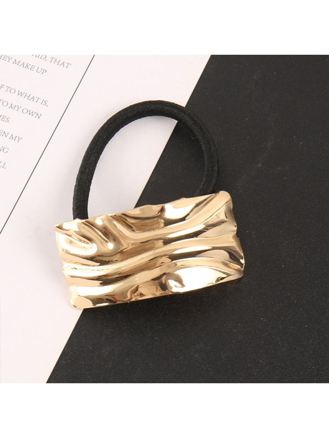 Gifty - Chic Square Ripple Hair Tie
