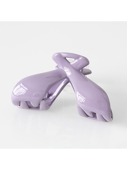 Beau - Solid Color Large Crossed Design Claw Clip