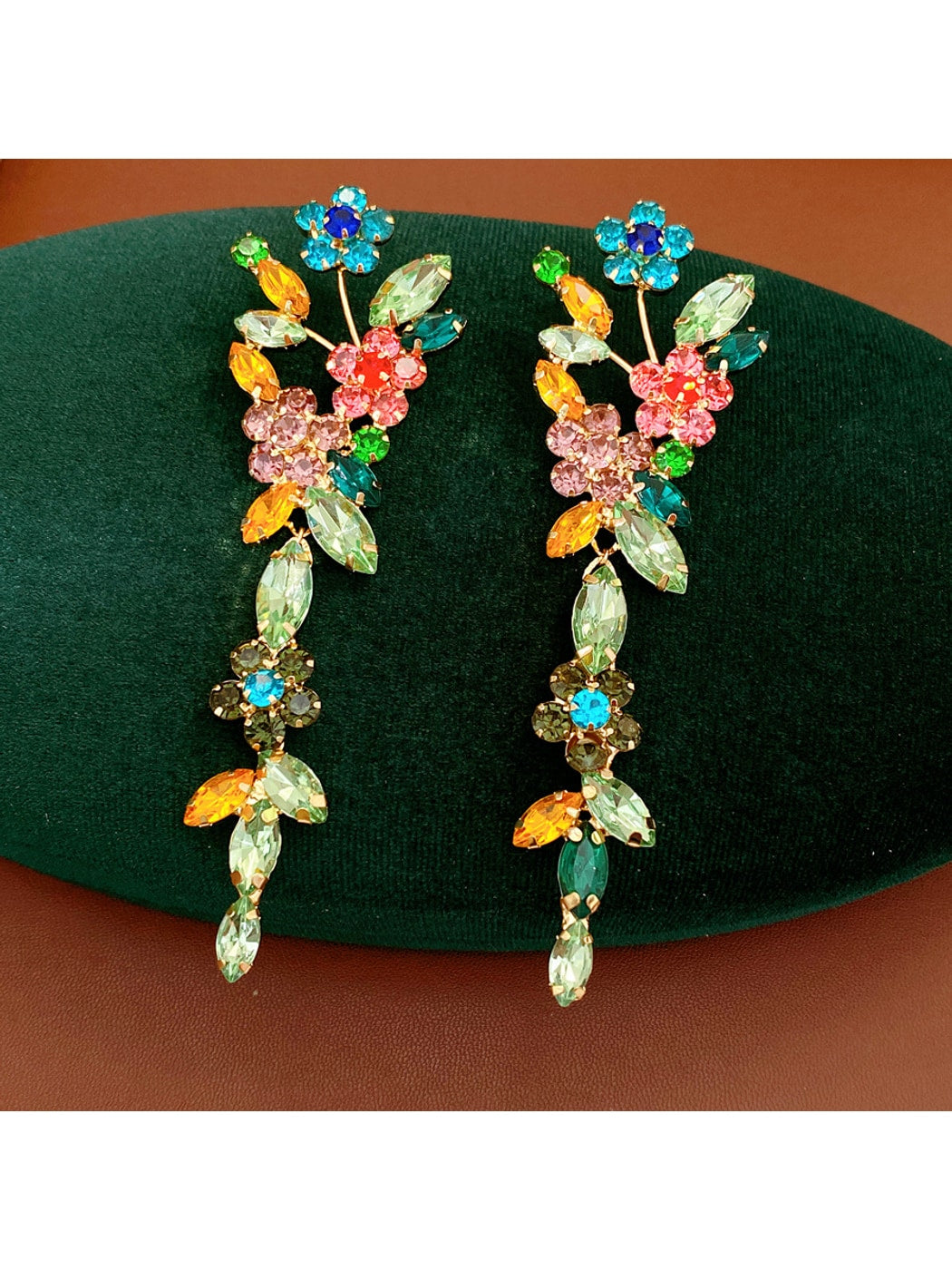 Earedge - Vintage Floral Rhinestone Tassel Earrings