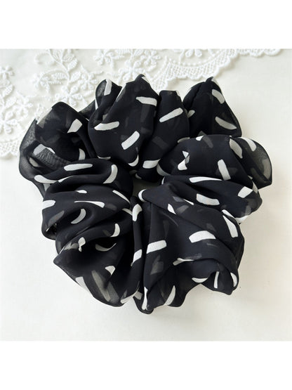 Gifty - Cloth Striped Hair Circle