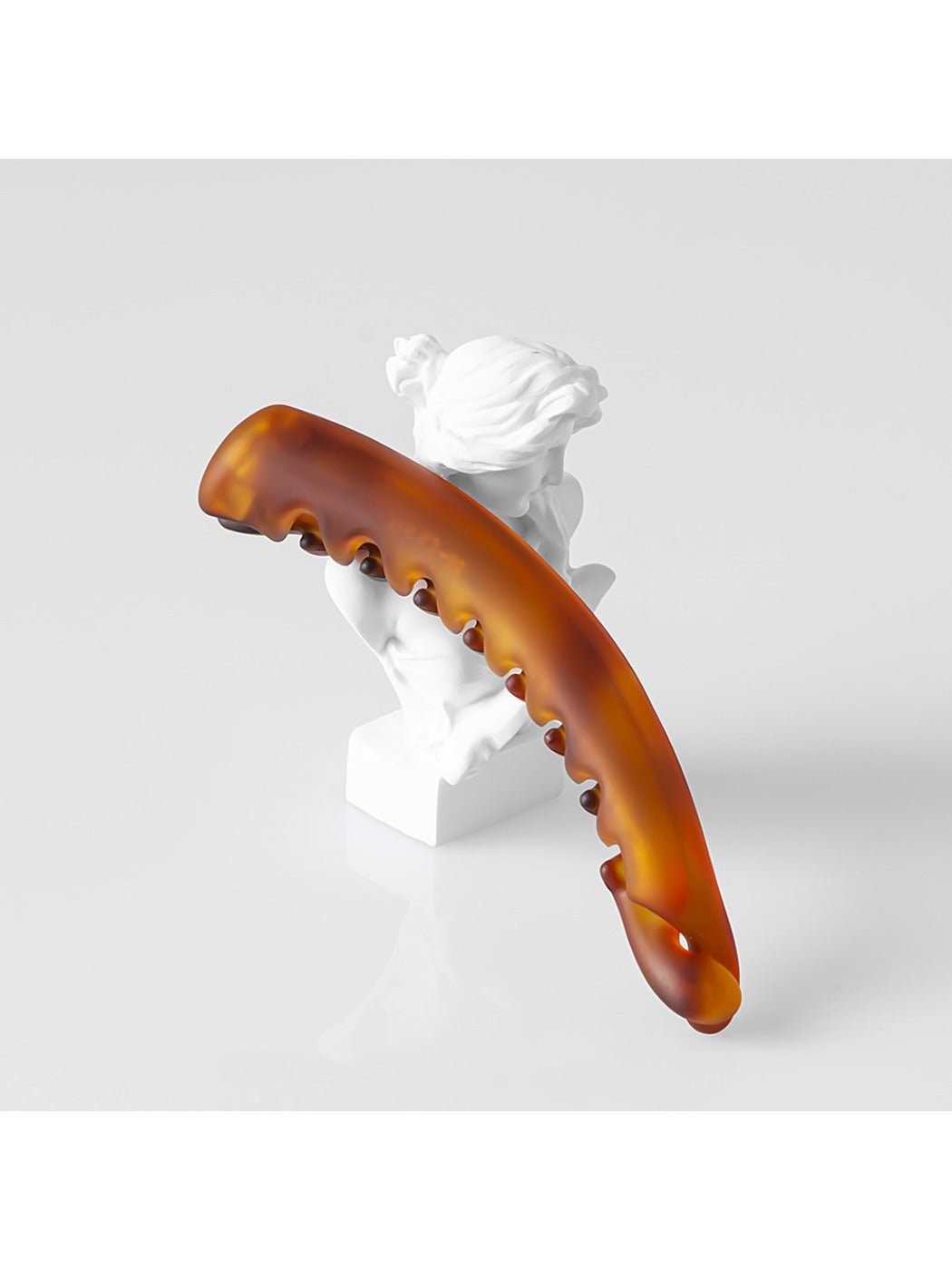 Beau - Minimalist Large Hair Banana Clip