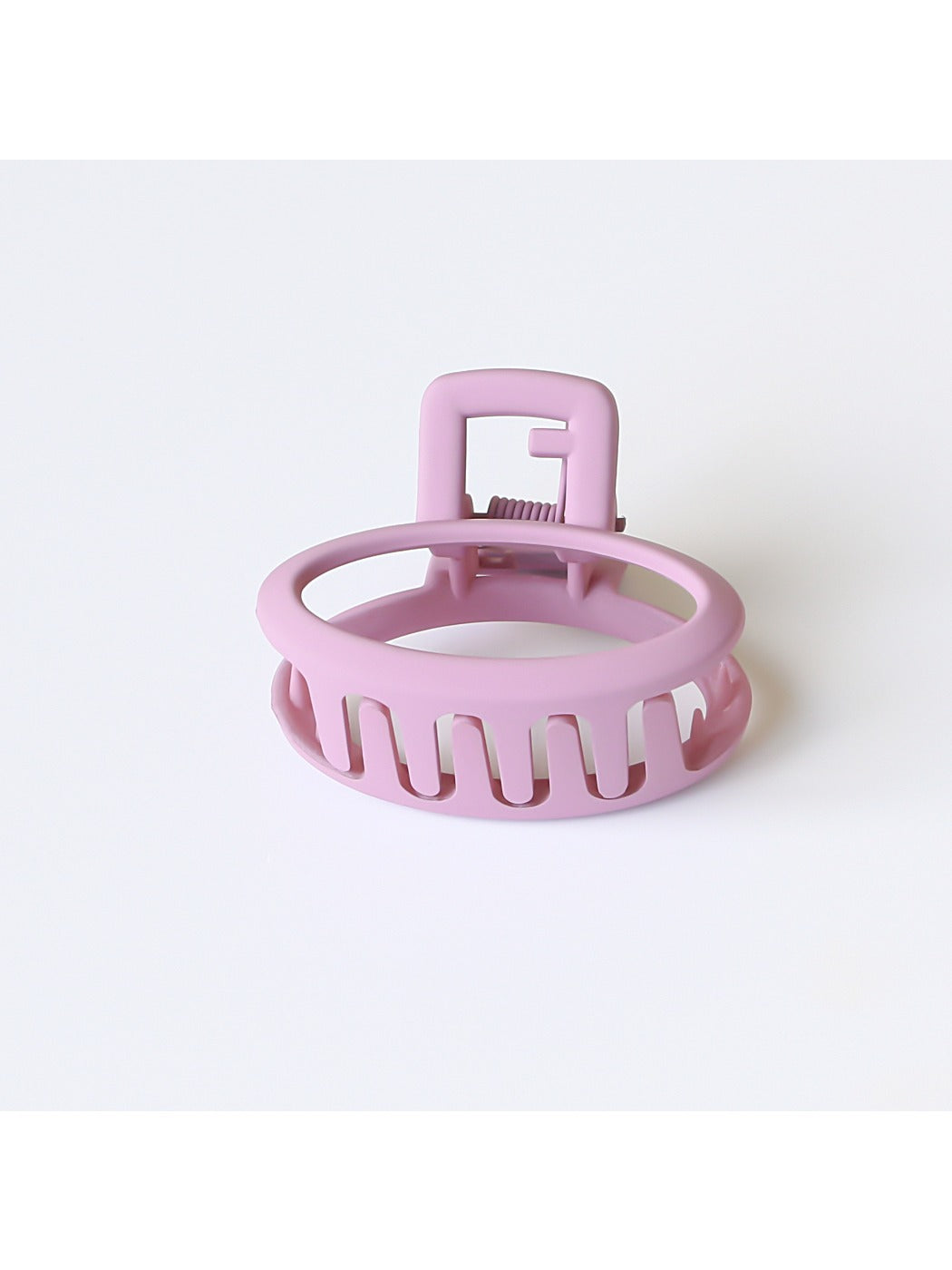 Beau - Minimalist Oval Shaped Openwork Claw Clip