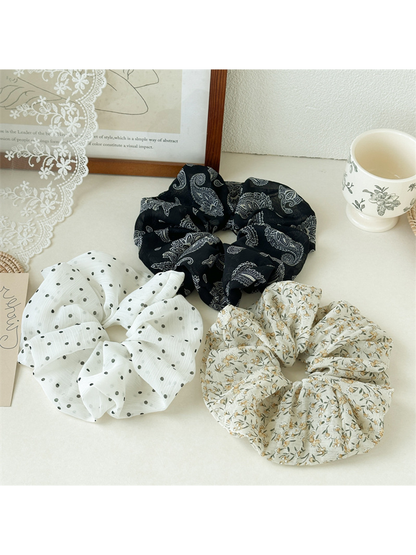 Gifty - Oversized Floral Print Ponytail Scrunchie
