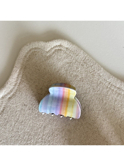 Beau - Cute Small Curved Hair Claw Clip