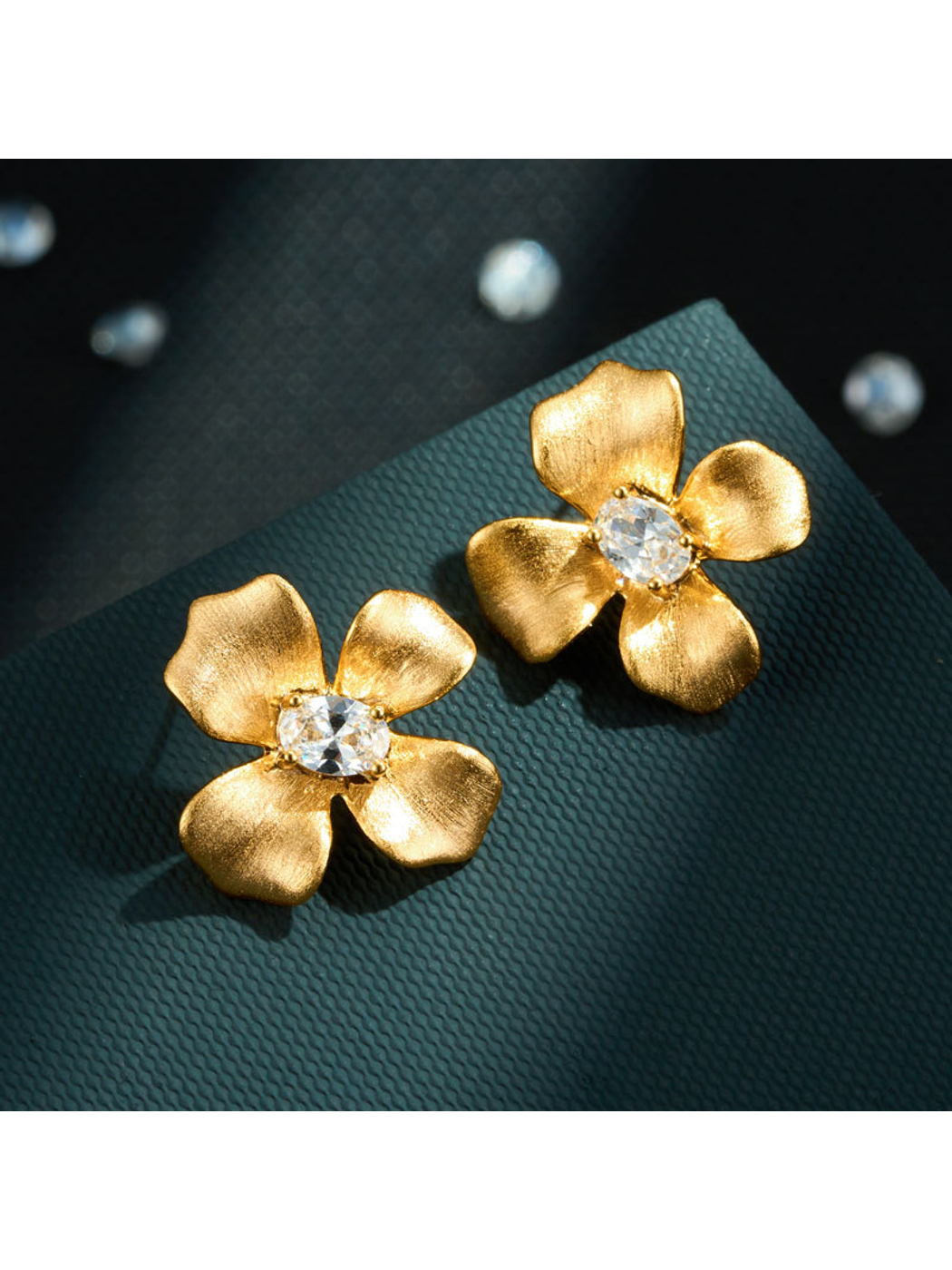 Earedge - Luxury Style Four Petal Flower Stud Earrings