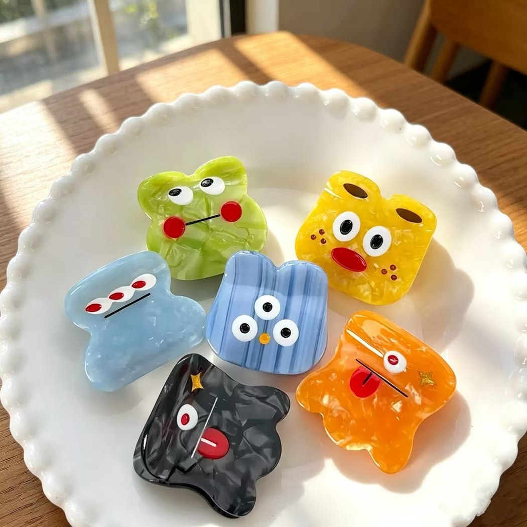 Beau - Playful Monster Cute Claw Clip