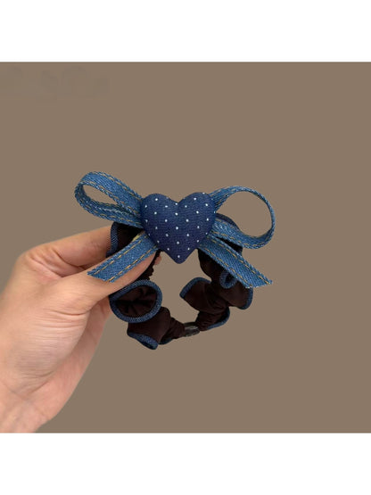 Gifty - Decorative Heart Motif Bow Scrunchie