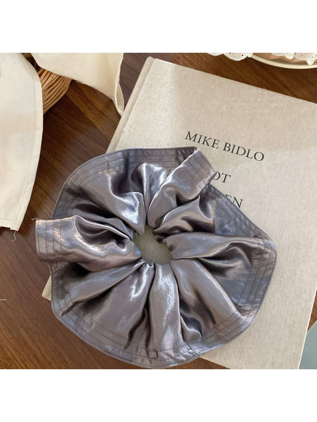 Gifty - Textured Solid Color Satin Scrunchie