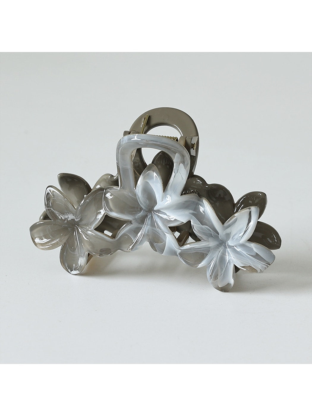 Beau - Transparent Floral Plastic Claw Hair Clip