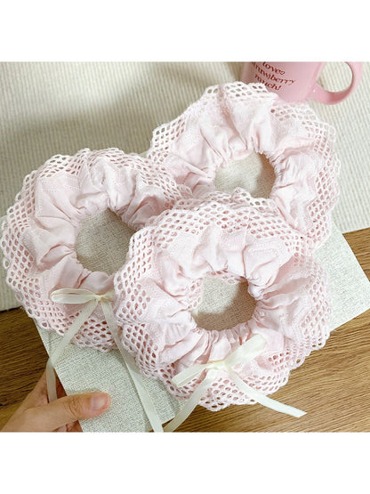 Gifty - Sweet Lace Scrunchie Hair Ties