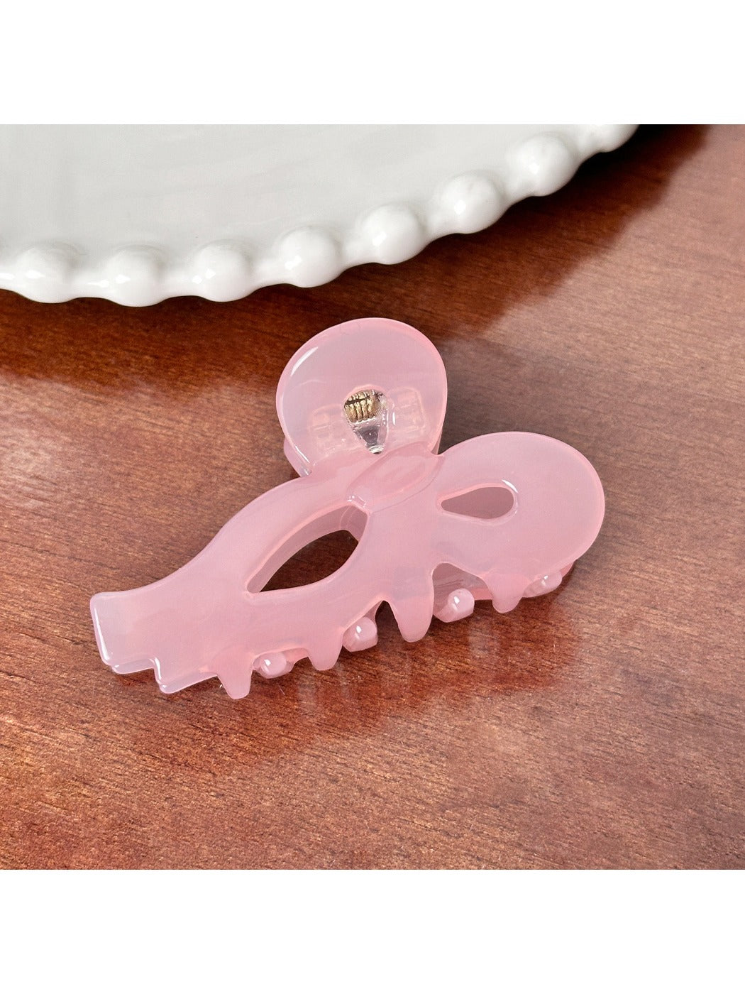 Beau - Acetate Bow Shaped Hollow Hair Clip