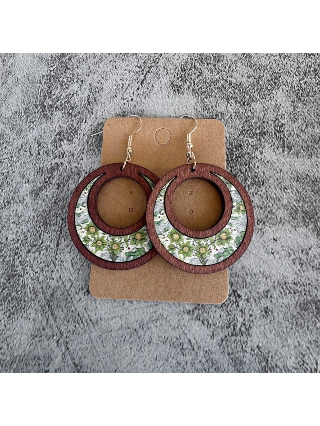 Earedge - Elegant Wooden Sunflower Earrings