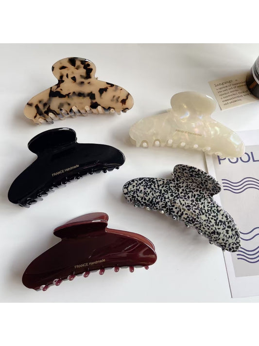 Beau - Retro Half Moon Shaped Hair Claw Clip