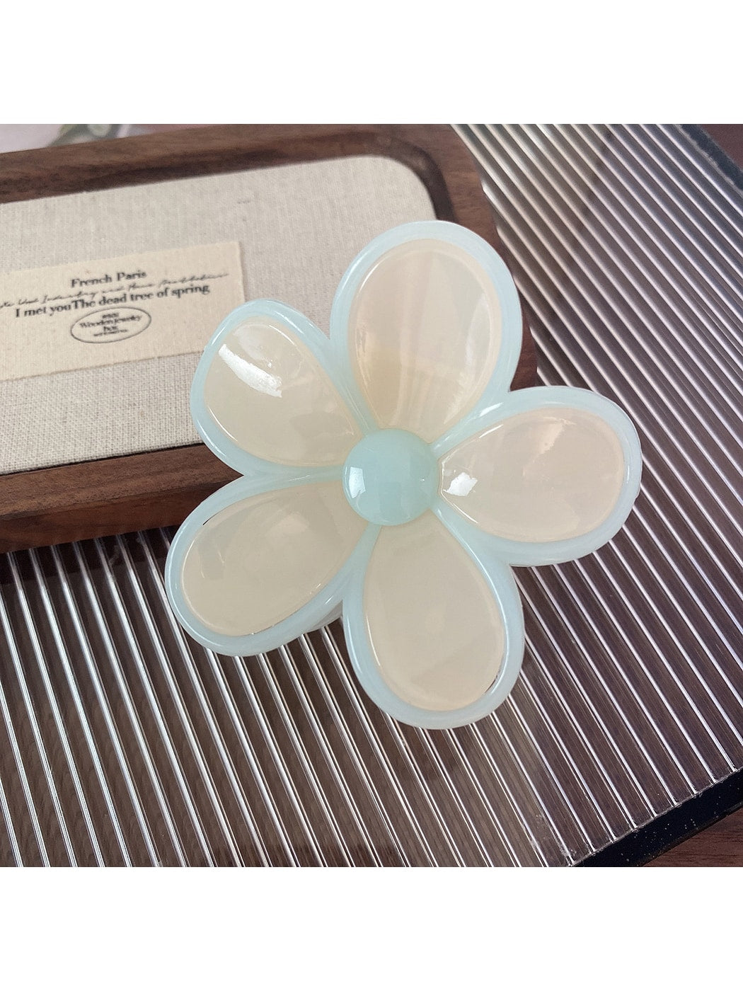 Beau - Sweet Floral Acrylic Alloy Hair Claw Clip