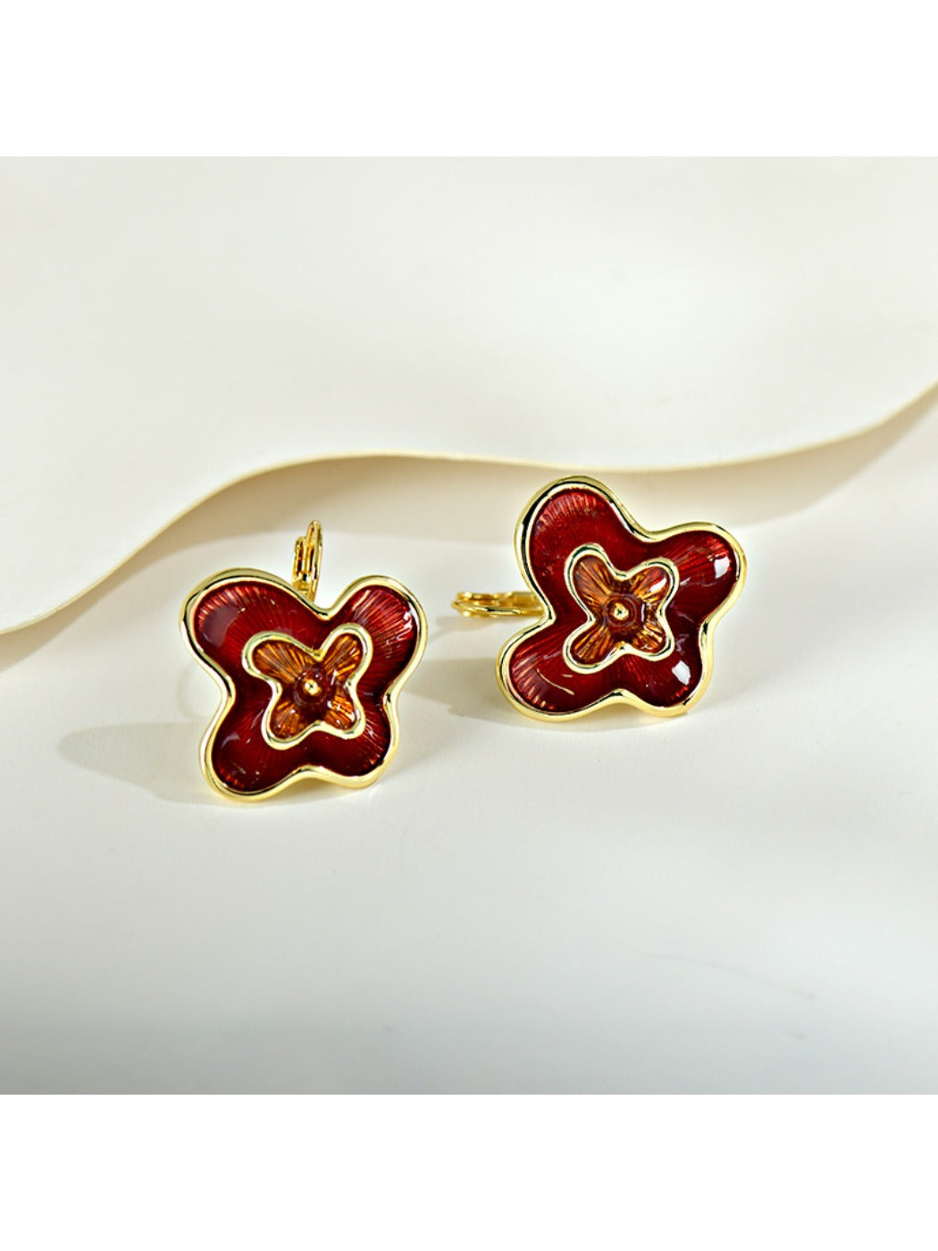 Earedge - Versatile Four-Leaf Earrings