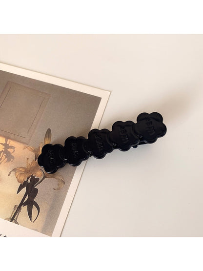 Beau - Simple Cute Flower Shaped Hair Clip