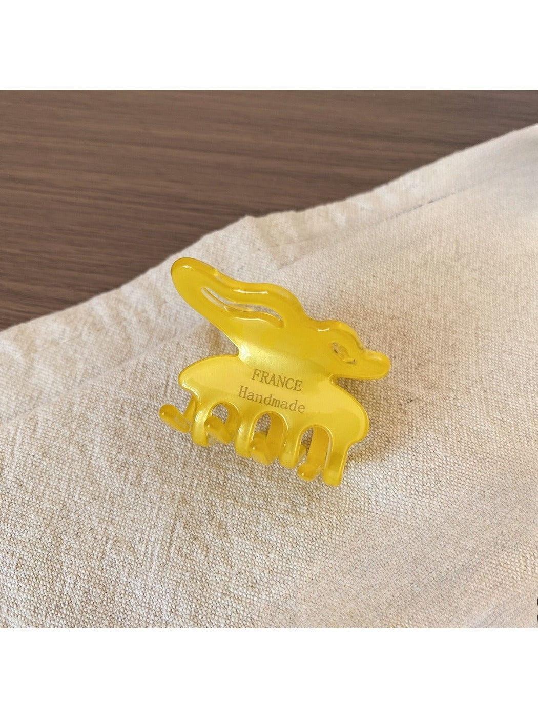 Beau - Colorful Butterfly Shape Acetate Hair Clip