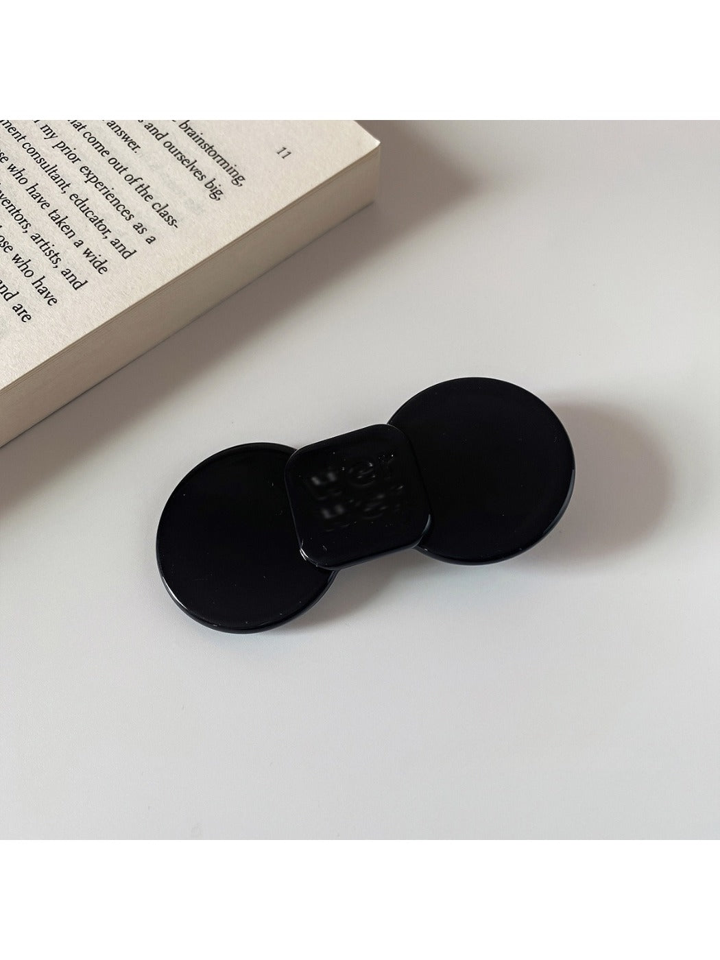 Beau - Sweet Minimalist Bow Hair Clip
