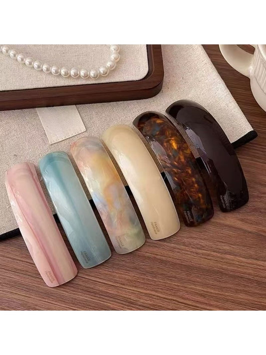 Beau - Elegant Rectangular Hair Clip