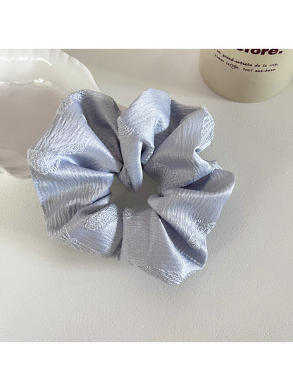 Gifty - Simple Textured Scrunchie for Women