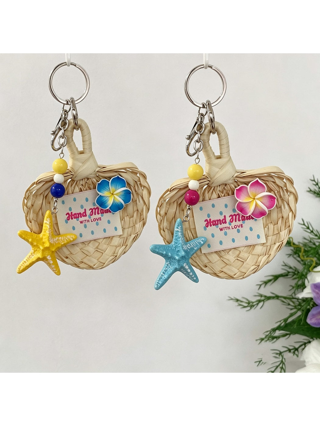 Keypus - Tropical Flower Starfish Fan Shape Keychain