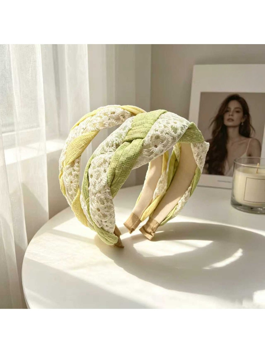 Gifty - Lace Daisy Woven Floral Decorative Headband