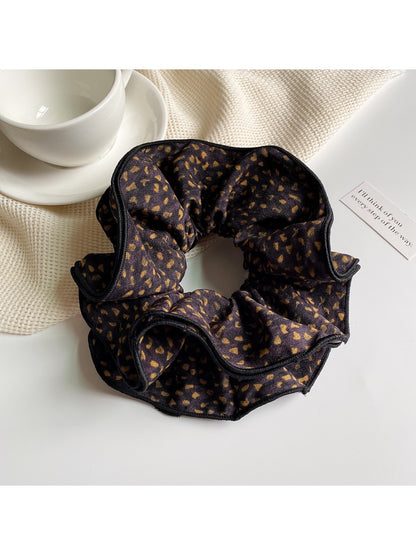 Gifty - Graceful Leopard Print Hair Scrunchies