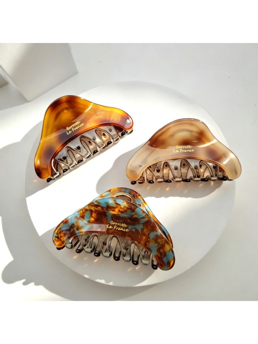 Beau - Acetate Triangle Jaw Hair Claw Clip