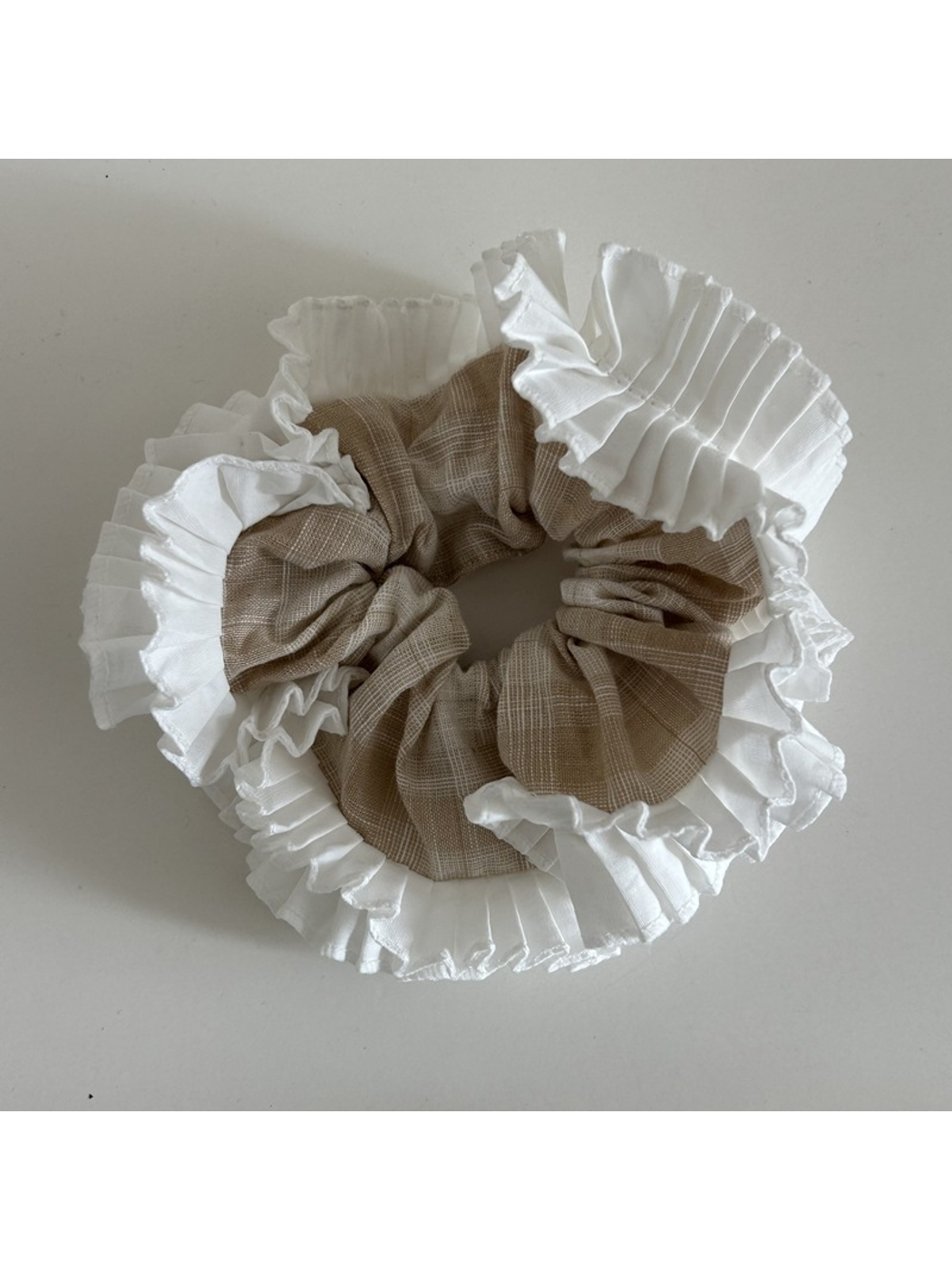 Gifty - Ruffled Minimalist Polyester Hair Scrunchie