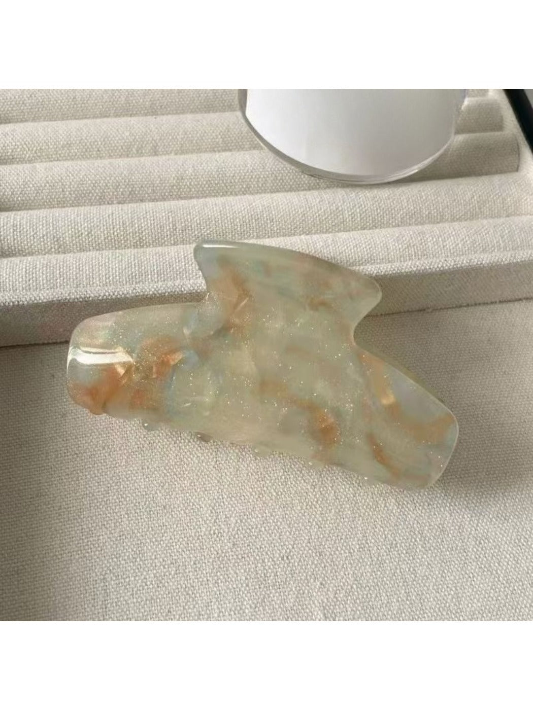 Beau - Vintage Beautiful Acetate Hair Clip