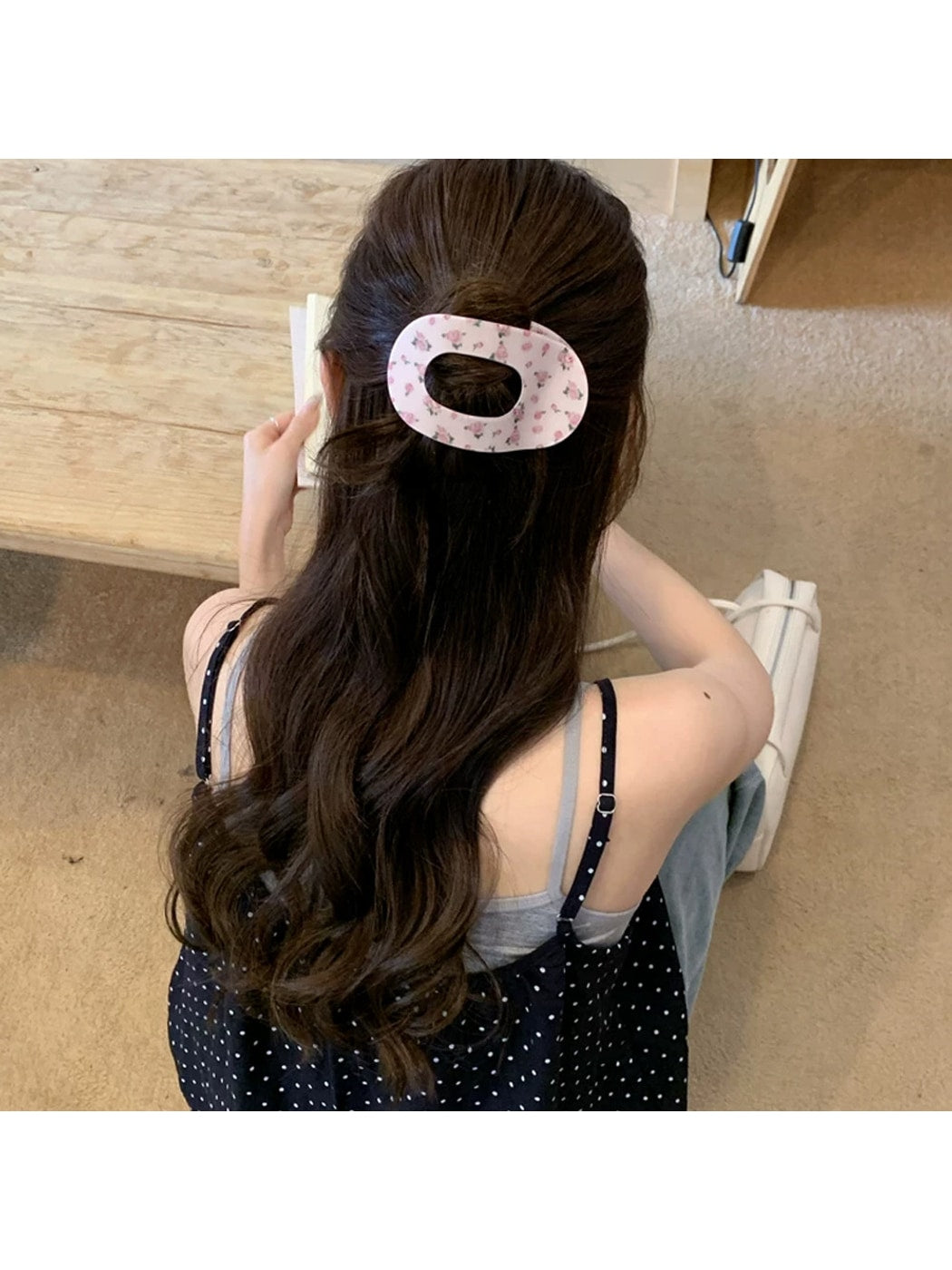 Beau - Retro Printed Oval PVC Claw Hair Clip