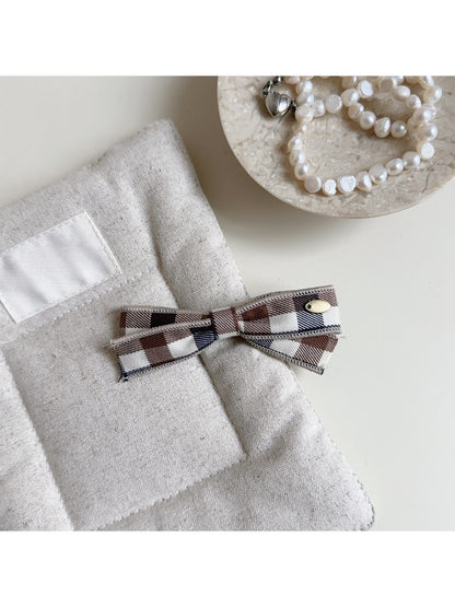 Gifty - Bow Shaped Hair Ties and Hair Clips