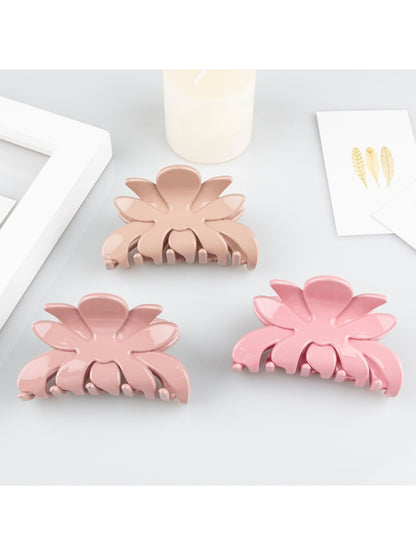 Beau - Minimalist Solid Color Flower Shaped Claw Clip