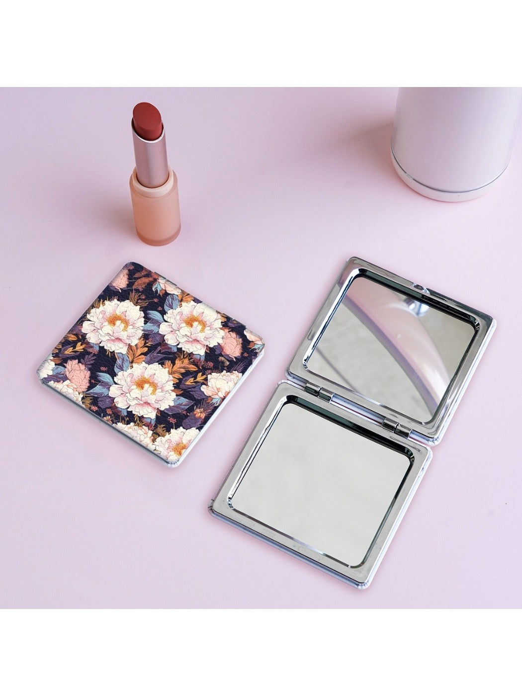 Mirroray - Retro Folding Flower Pattern Makeup Mirror