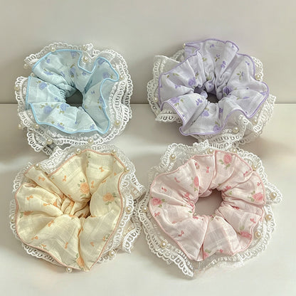 Gifty - Sweet Rose Print Lace Trim Scrunchie