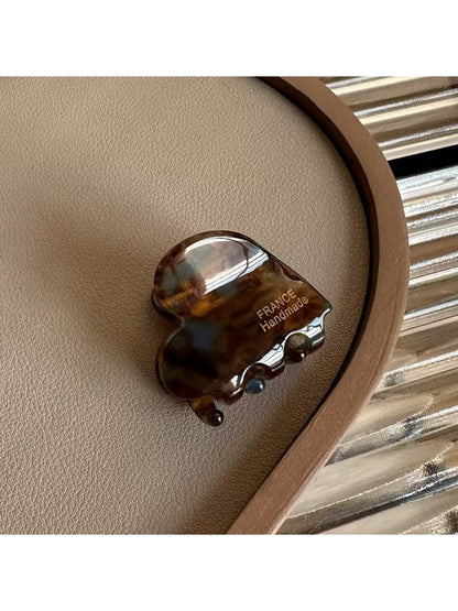 Beau - Minimalist Heart Shaped Acetate Hair Clip