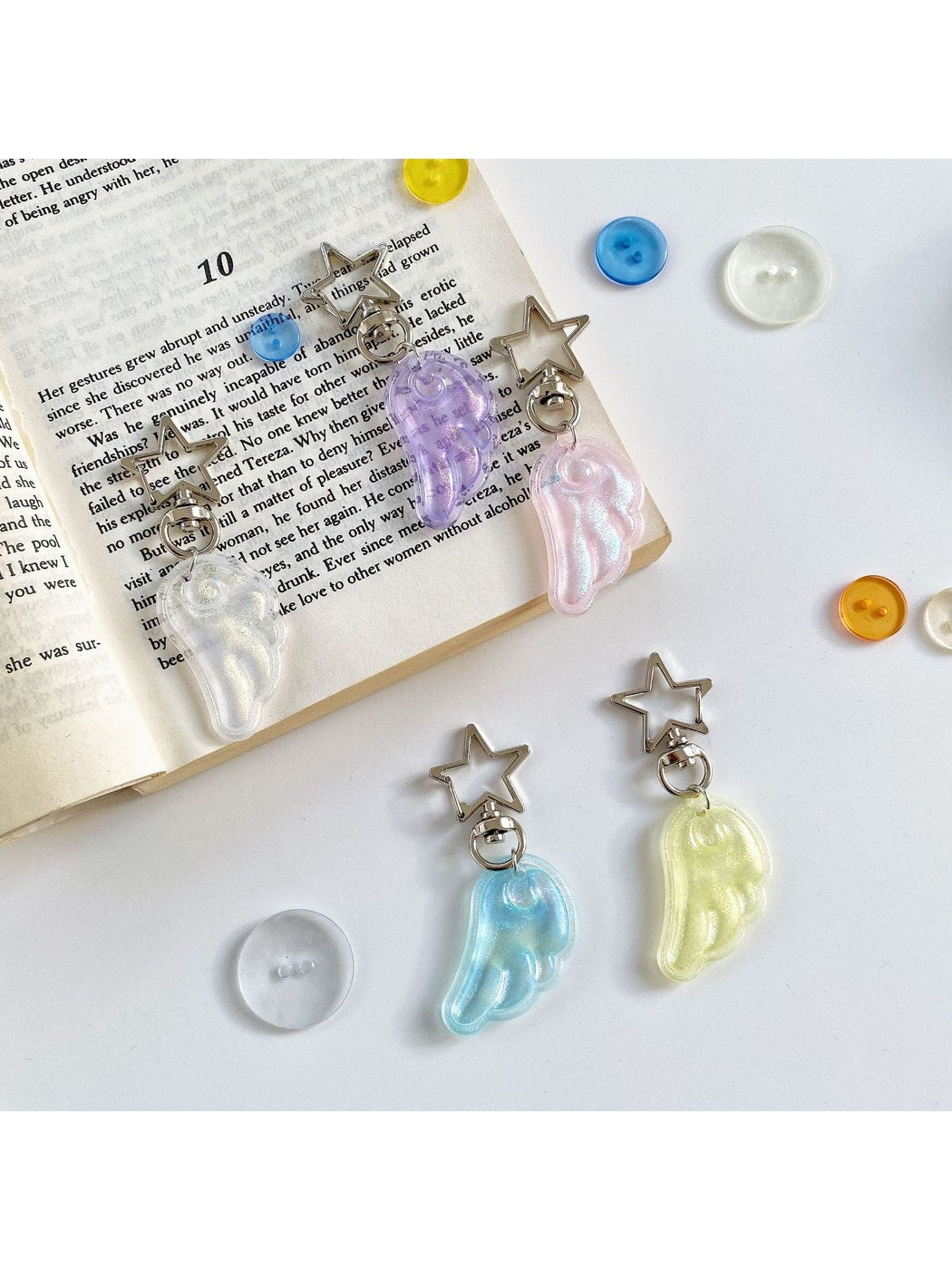Keypus - Shimmery Acrylic Angel Wing Star Keychain