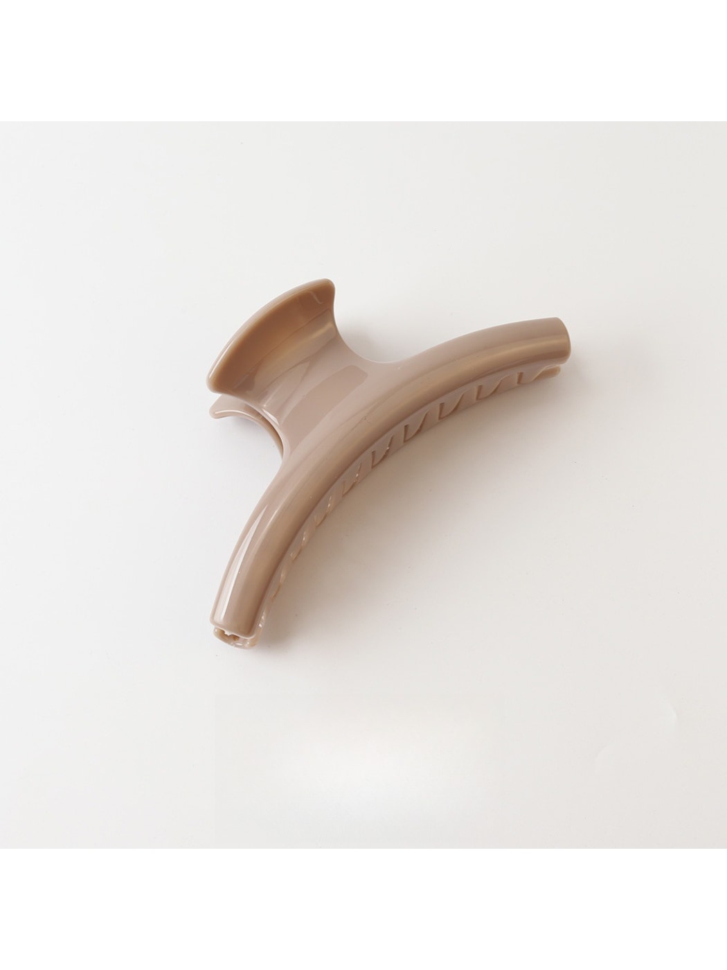 Beau - Geometric Curved Hair Claw Clip
