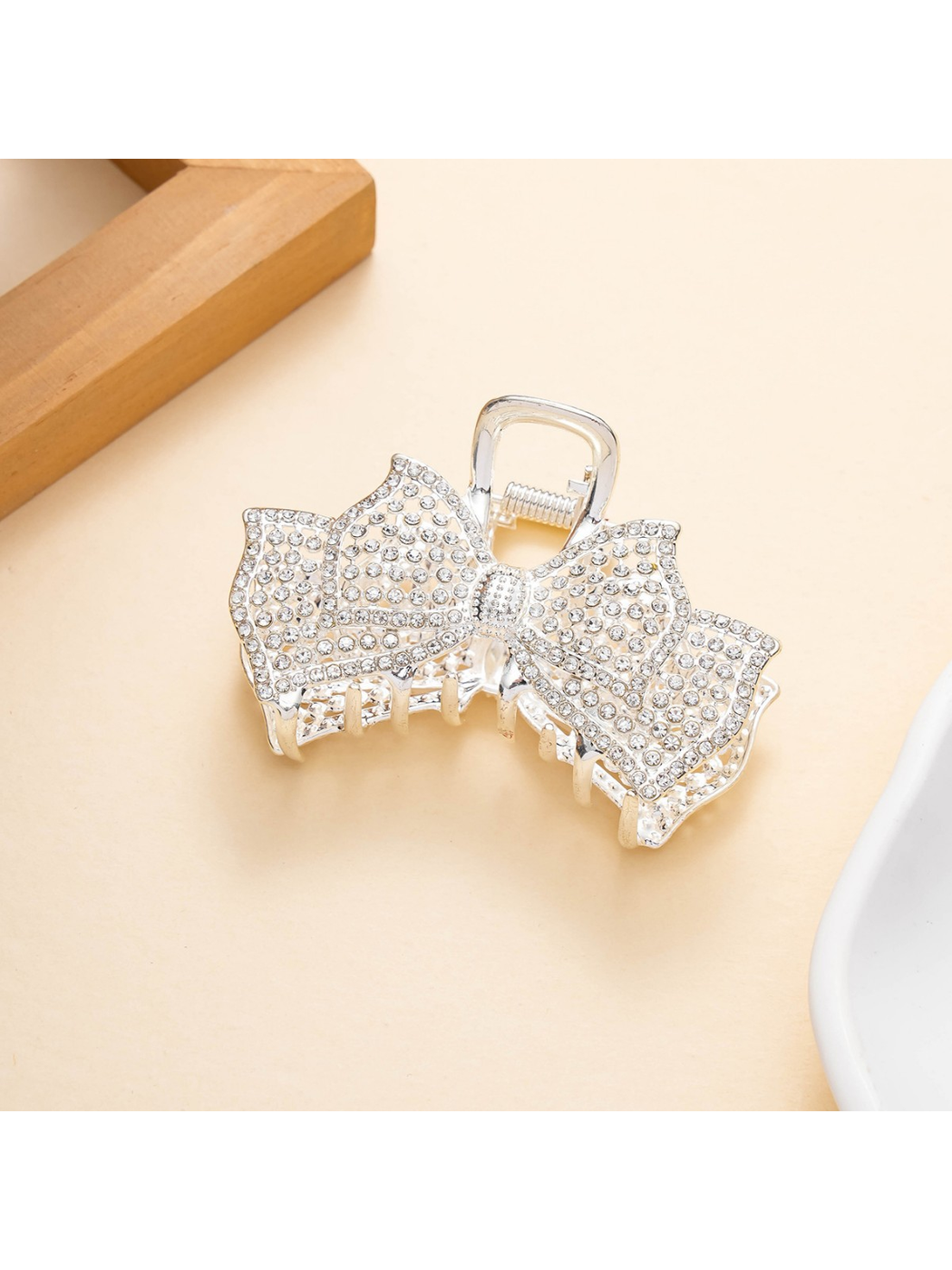 Beau - Bow Shape Rhinestone Detail Hair Claw Clip